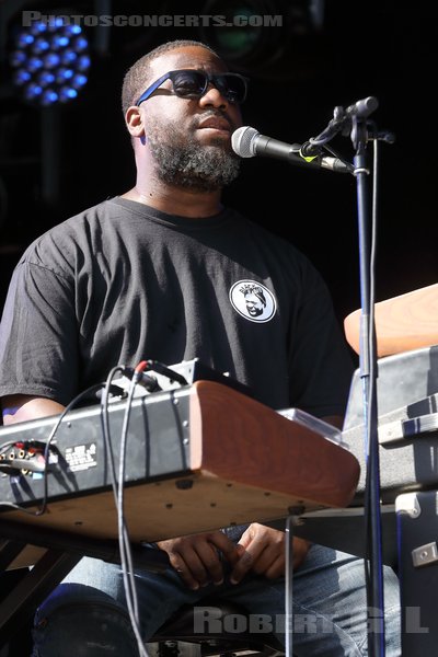 ROBERT GLASPER - 2022-08-27 - SAINT CLOUD - Domaine National - Scene de la Cascade - 